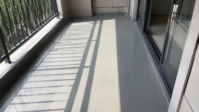 百万葵园阳台漏水维修修复效果